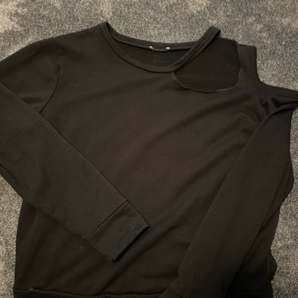 Women’s black workout shirt